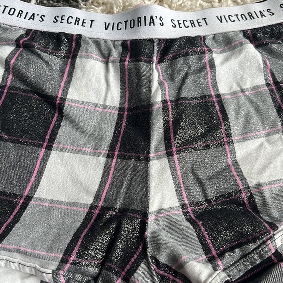 Victoria’s Secret Sleep Shorts - Picture 3 of 6